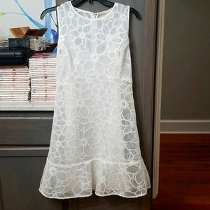 Stunning NWT White Floral Lace Dress